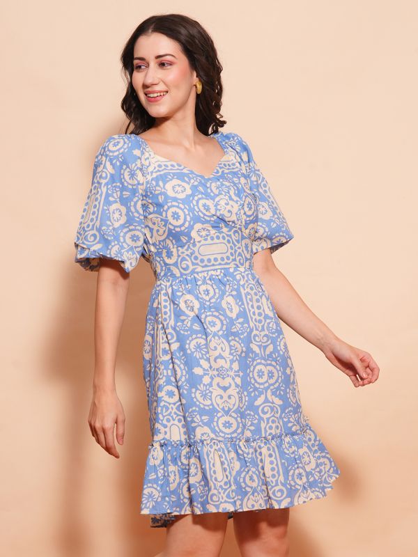 Globus Women Blue Sweetheart Neck Balloon Sleeves Tribal Print Gathered Smocked Fit & Flare Dress