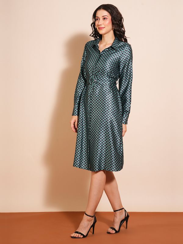 Globus Women Green Geometric Print Shirt Style Cuffed Sleeves A-Line Workwear Midi Dress