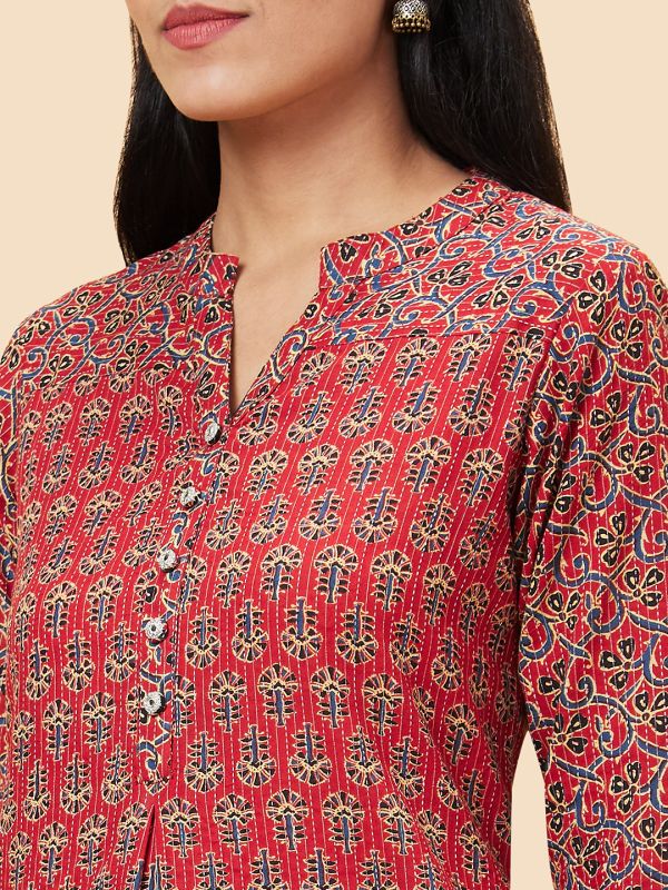 Globus Women Red Printed Mandarin Collar Straight Kurta