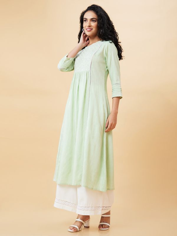 Globus Women Green Embroidered Round Neck A-Line Kurta