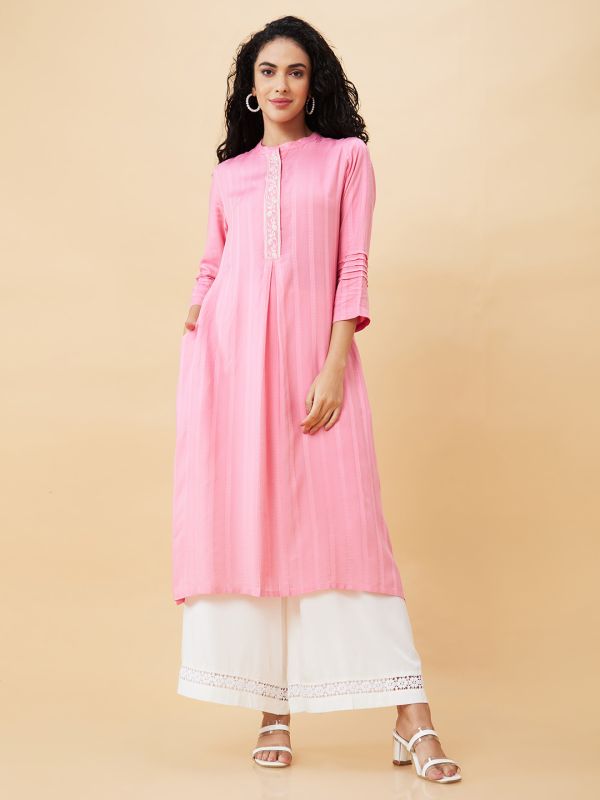 Globus Women Pink Solid Mandarin Collar Straight Kurta