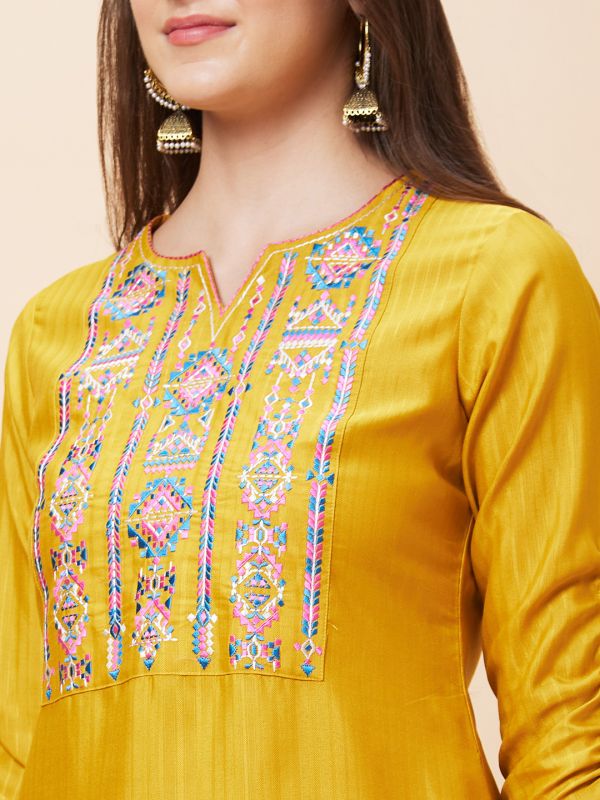 Globus Women Yellow Yoke Embroidered Poly Dobby Round Neck Straight Kurta