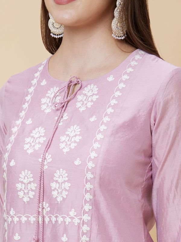 Globus Women Pink Embroidered Tie-Up Neck Straight Kurta