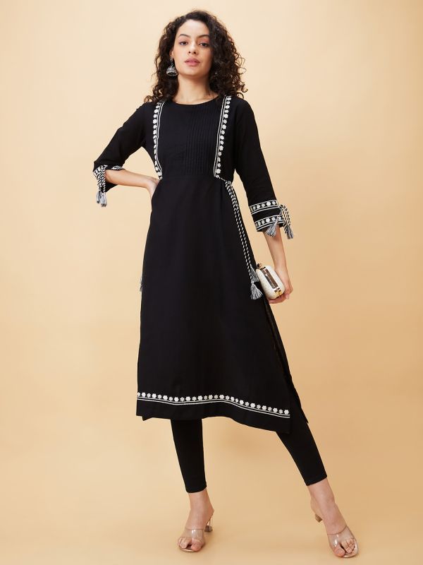 Globus Women Black Embroidered Round Neck A-Line Kurta