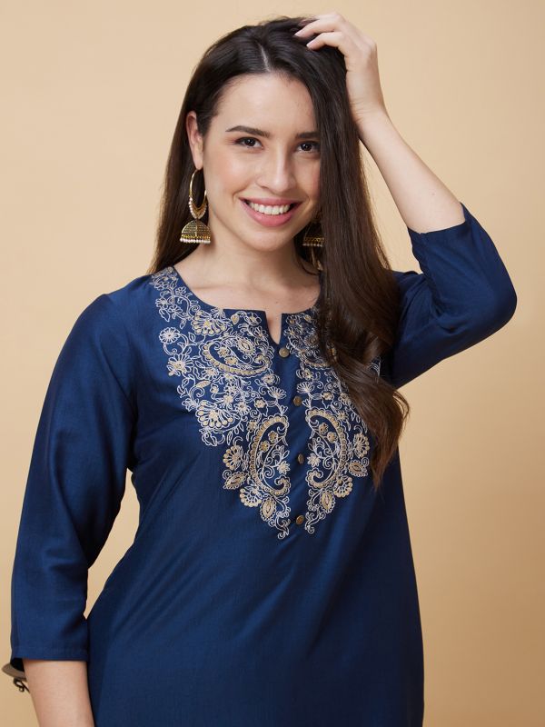 Globus Women Blue Floral Yoke Embroidered Round Neck Straight Kurta with Pockets