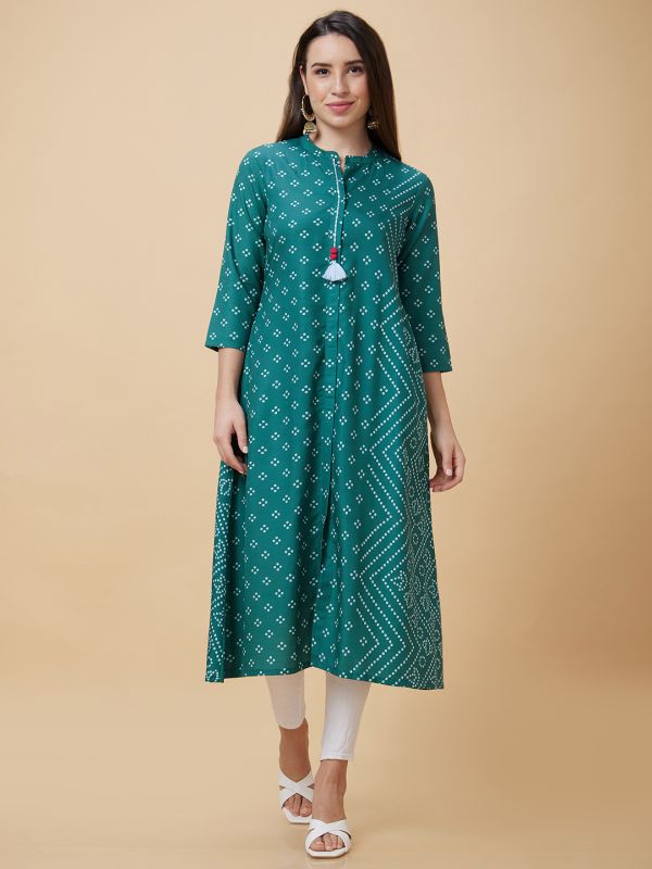 Globus Women Green Bandhani Print Mandarin Collar Kantha Stitch A-Line Kurta