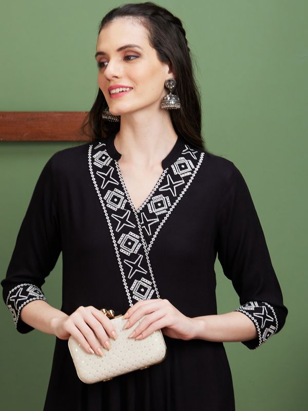 Globus Women Black Embroidered V-Neck Casual A-Line Kurta