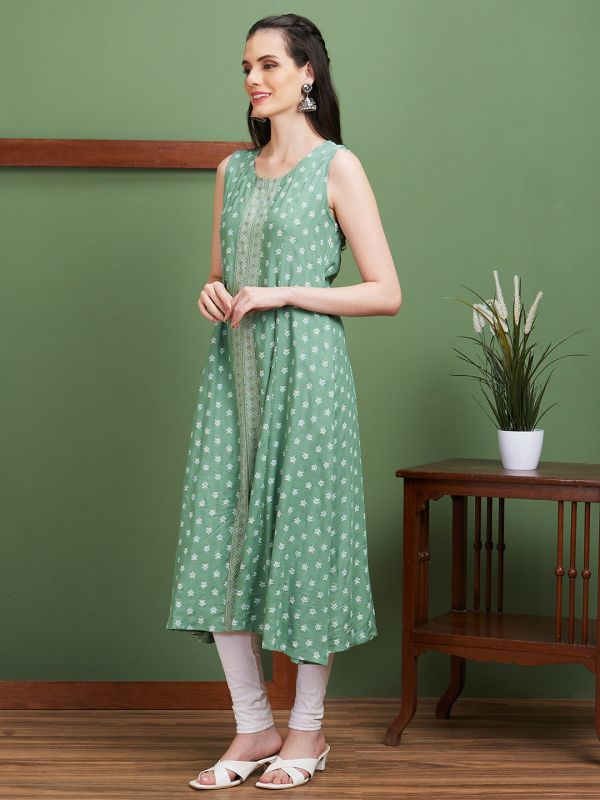 Globus Women Green Floral Print Front Slit Flared Hem Panelled A-Line Kurta