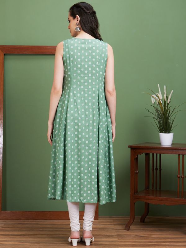 Globus Women Green Floral Print Front Slit Flared Hem Panelled A-Line Kurta