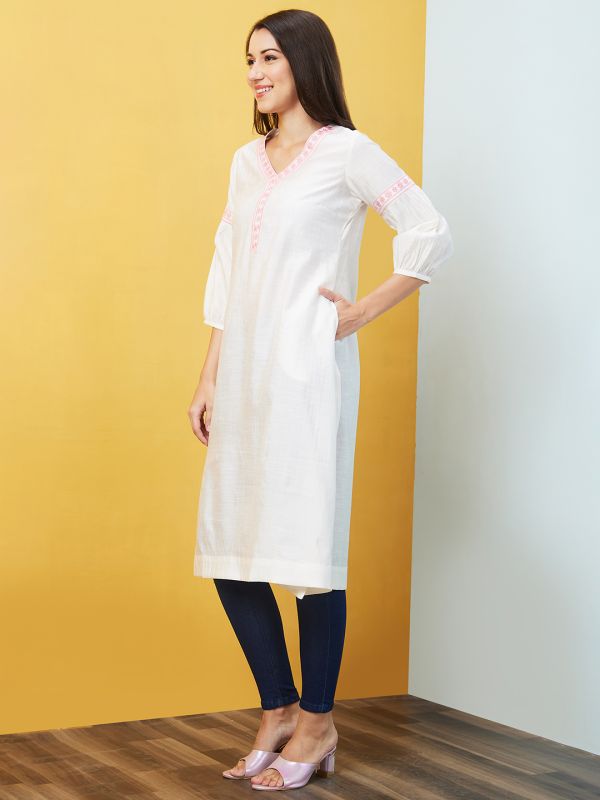 Globus Women White Woven Design Round Neck Embroidered Yoke Straight Kurta