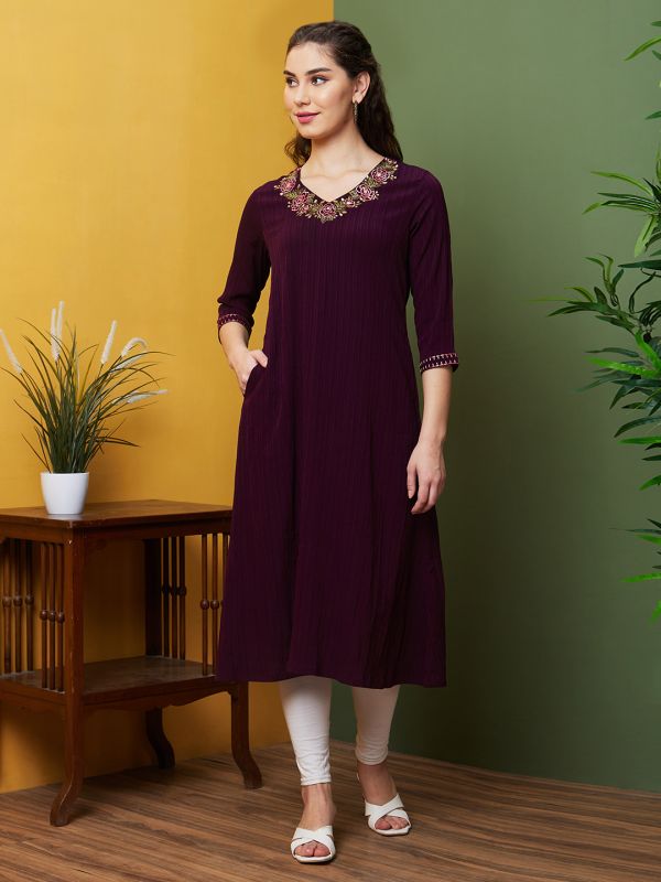 Globus Women Purple Floral Embroidered V Neck Georgette A-Line Kurta With Pocket