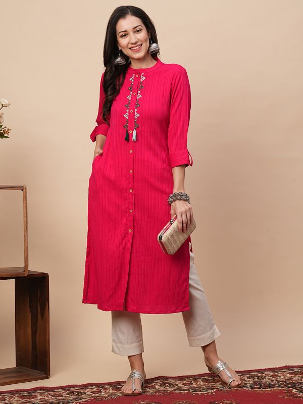 Globus Women Pink Mandarin Collar Embroidered Placket Kurta