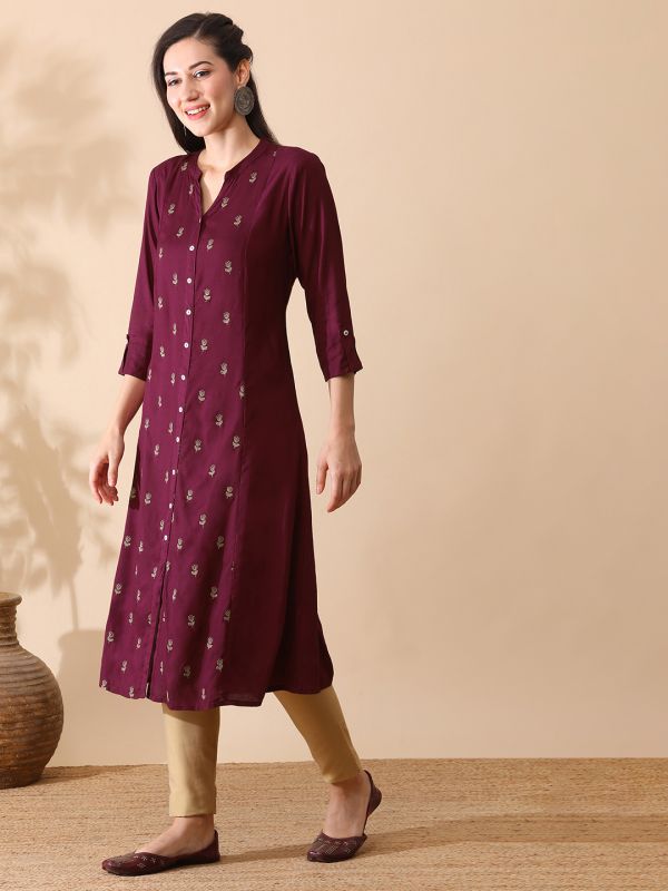 Globus Women Purple Mandarin Collar Floral Embroidered Panelled A-Line Kurta