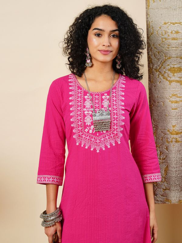 Globus Women Pink Cotton Thread Work Embroidered Yoke Flared Hem A-Line Workwear Kurta