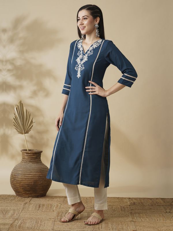 Globus Women Blue V-Neck Embroidered Yoke Panelled Lace Insert Straight Workwear Kurta