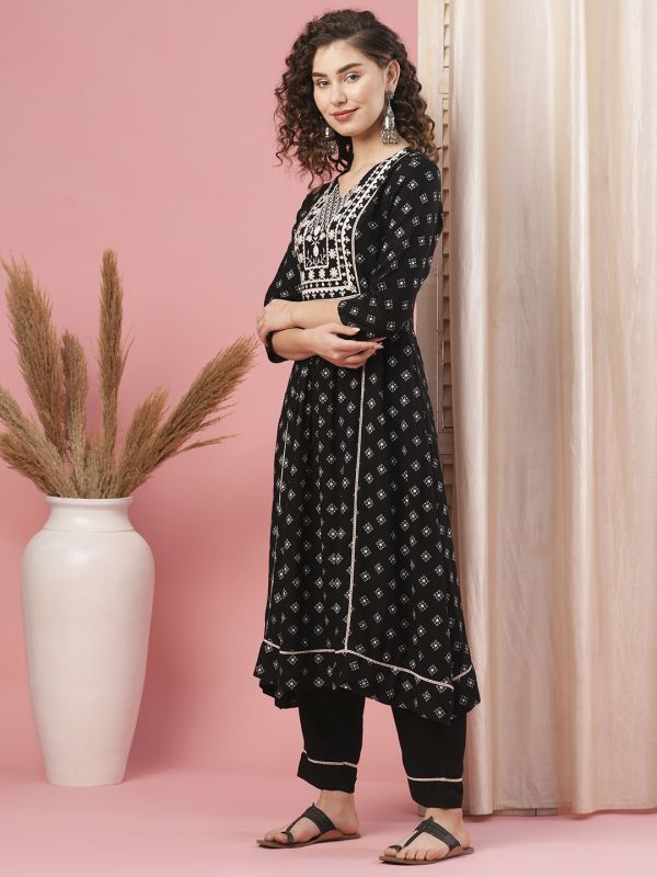 Globus Women Black V-Neck Embroidered Yoke Panelled Allover Printed A-Line Kurta With Narrow Pants