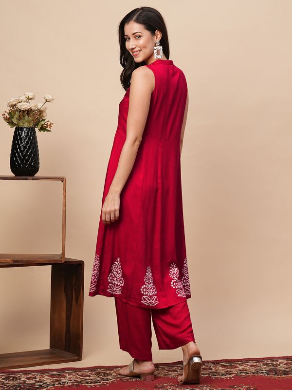 Globus Women Red Embroidered Yoke Panelled A-Line Kurta With Straight Pants