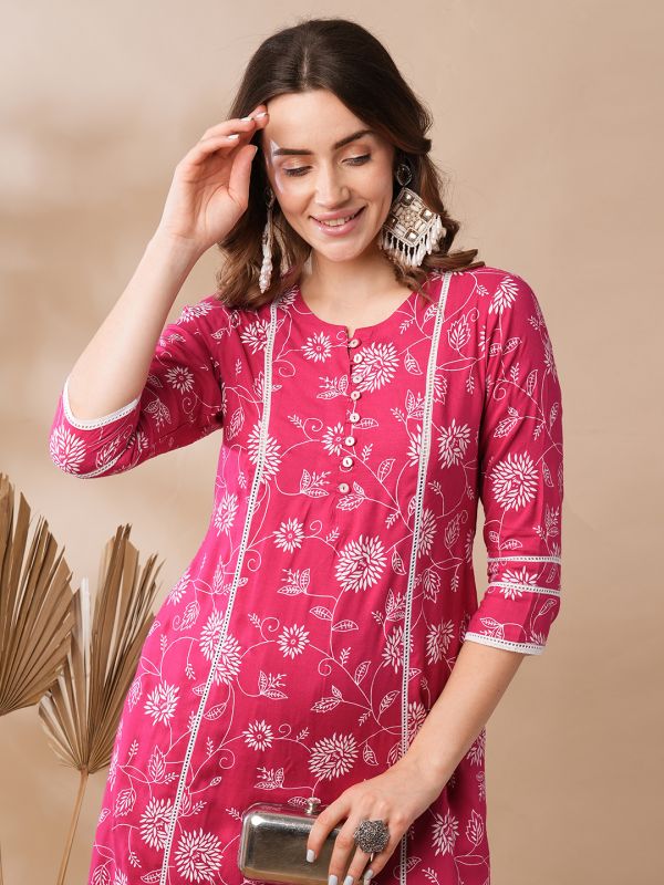 Globus Women Pink Floral Printed Lace Inserts Panelled A-Line Workwear Kurta & Elasticated Pants Set