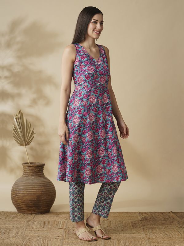 Globus Women Blue Floral Print V-Neck Tie Back A-Line Kurta & Printed Narrow Trouser Set