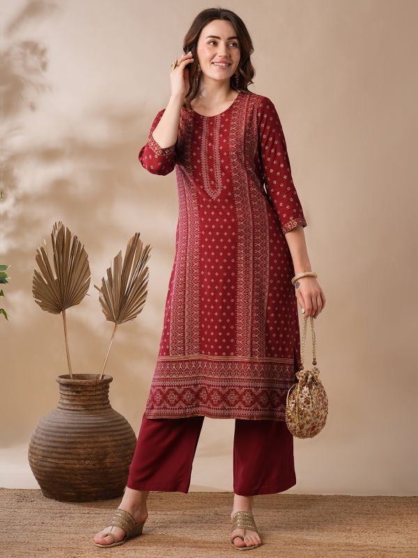 Globus Women Maroon Round Neck Ethnic Motifs Gold Foil Print Straight Workwear Kurta & Elasticated Pants Set