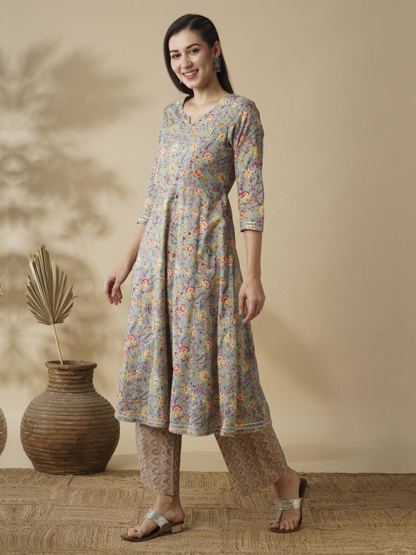 Globus Women Green Allover Floral Printed Panelled A-Line Workwear Kurta & Printed Trouser Set