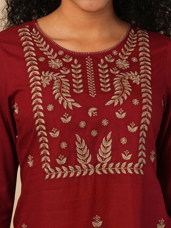 Globus Women Maroon Embroidered Yoke Neck Ethnic Print Workwear Tunic