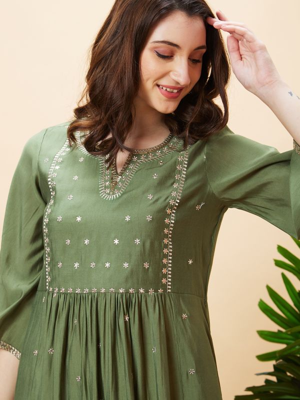 Globus Women Green Embroidered Round Neck Flared Sleeves Festive A-Line Kurta