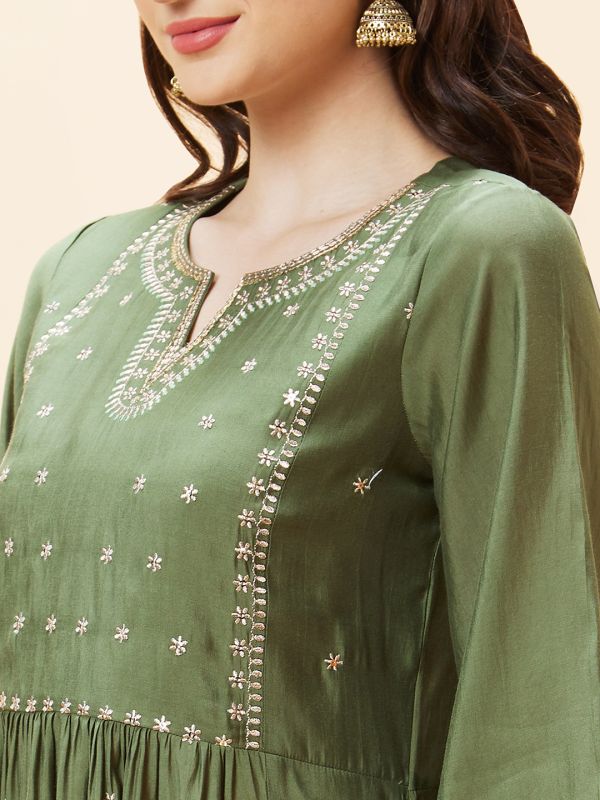 Globus Women Green Embroidered Round Neck Flared Sleeves Festive A-Line Kurta