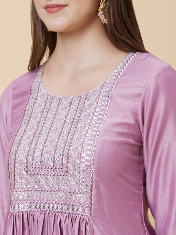 Globus Women Mauve Yoke Sequinned Embroidered Round Neck Panelled Festive A-Line Kurta