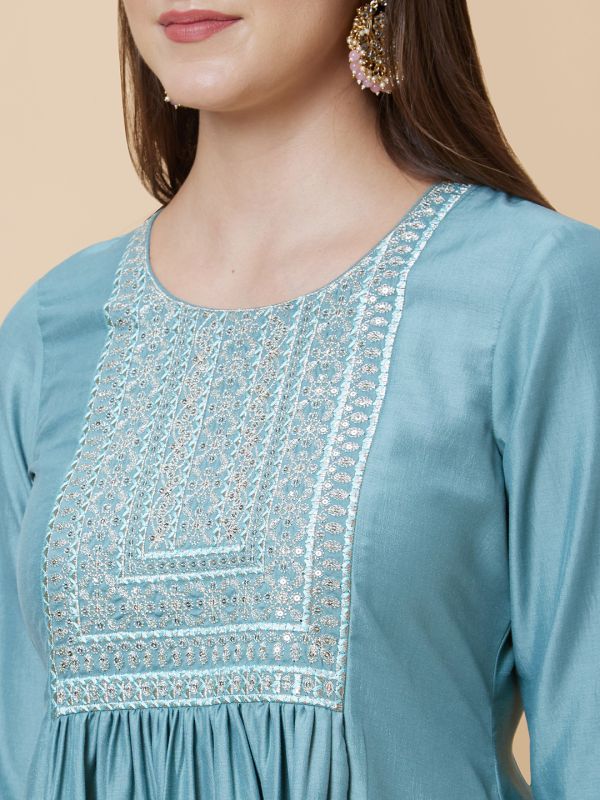 Globus Women Green Yoke Sequinned Embroidered Round Neck Panelled Festive A-Line Kurta