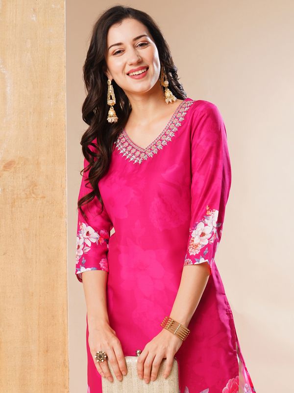 Globus Women Pink Embroidered V-Neck & Allover Floral Printed Straight Kurta