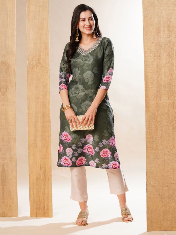 Globus Women Green Embroidered V-Neck & Allover Floral Printed Straight Kurta