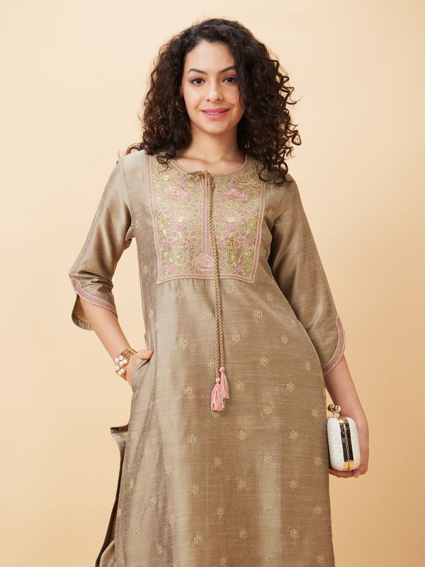 Globus Women Taupe Floral Embroidered Yoke Tie-Up Neck Straight Kurta With Trousers