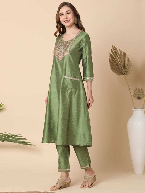 Globus Women Green Embroidered Yoke A-Line Kurta With Narrow Pants