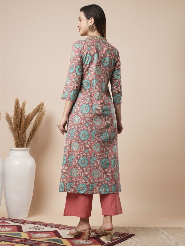 Globus Women Red V-Neck Floral Printed A-Line Workwear Kurta With Elasticated Pants