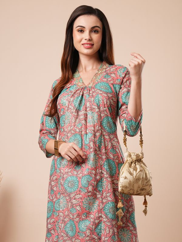 Globus Women Red V-Neck Floral Printed A-Line Workwear Kurta With Elasticated Pants