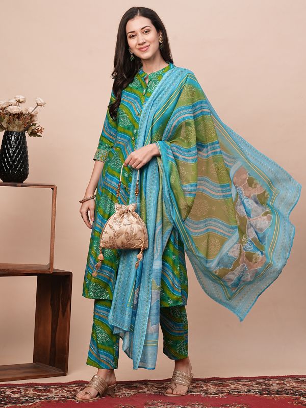 Globus Women Green Leheriya Print Panelled Kurta With Narrow Pants & Dupatta