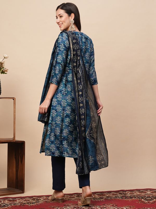 Globus Women Blue Embroidered V-Neck Allover Printed Kurta With Pants & Dupatta