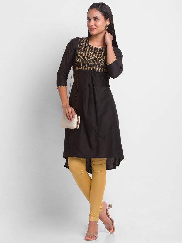 Globus Black Solid Embroidered Kurta