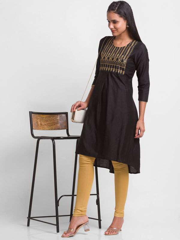 Globus Black Solid Embroidered Kurta