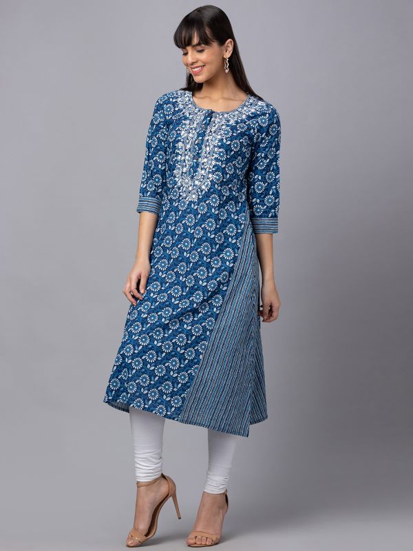 Globus Women Indigo Round Neck Printed A-Line Kurta With 3/4 Sleeves