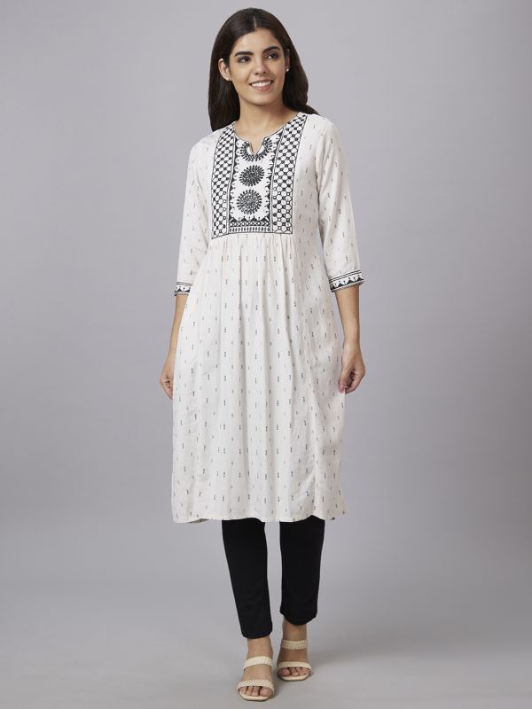 Globus Women Off White Printed Round Neck Straight Kurta