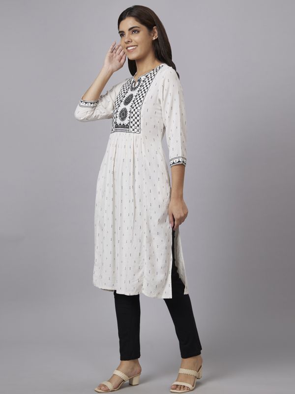 Globus Women Off White Printed Round Neck Straight Kurta