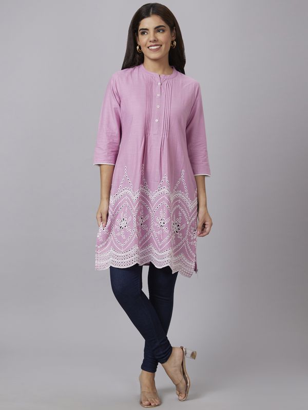 Globus Women Pink Solid Straight Kurta