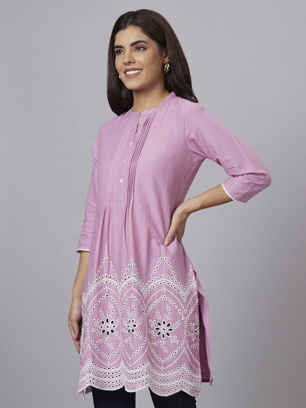 Globus Women Pink Solid Straight Kurta