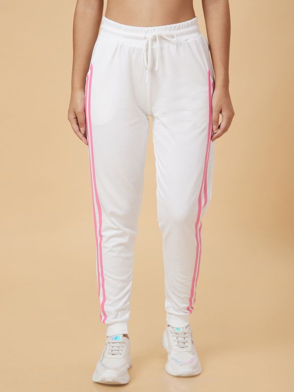 Globus Women White Regular Fit Jogger