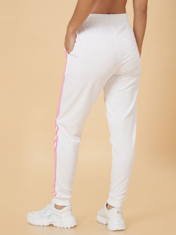 Globus Women White Regular Fit Jogger