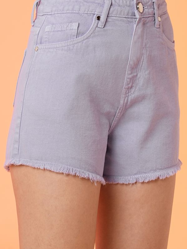 Globus Women Lavender Solid Mid-Rise Regular Fit Denim Short