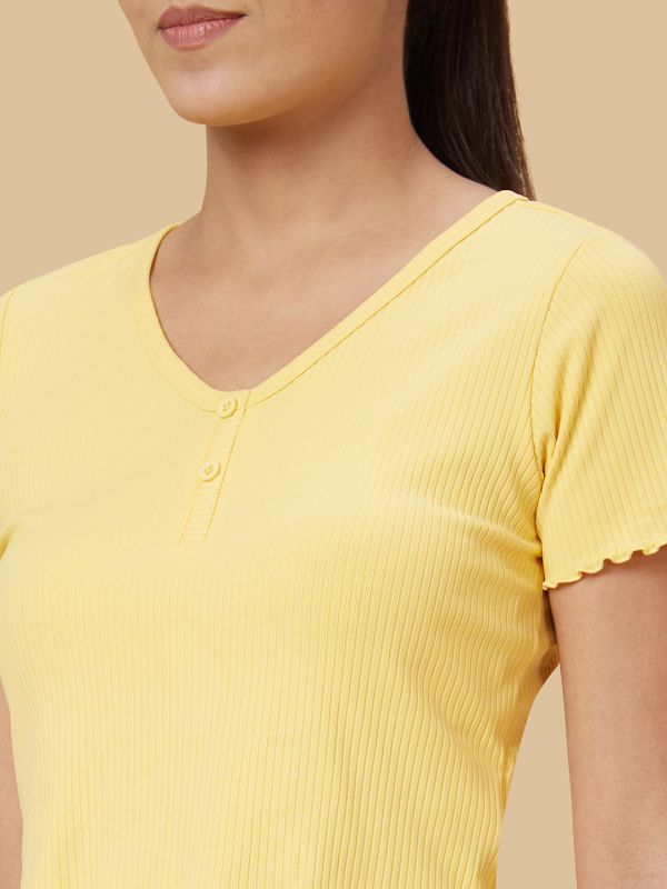 Globus Women Yellow Solid Polyester Top