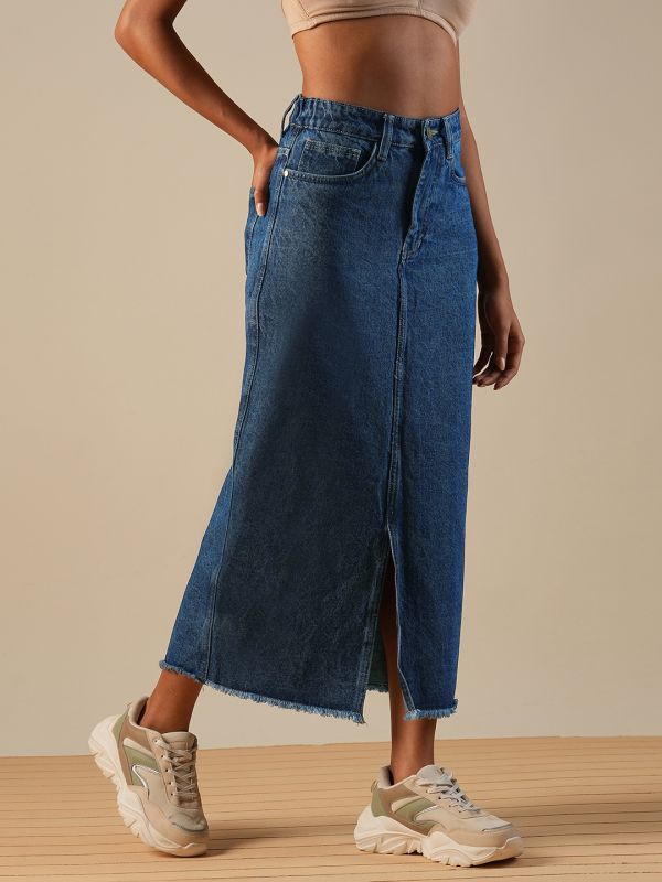 Globus Women Med Blue Mid-Rise Front Slit Fringed Hem Midi Straight Denim Skirt